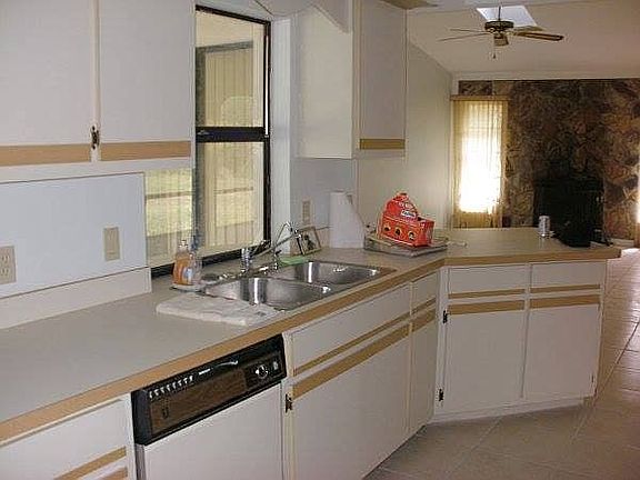 5th image of 2385 Buckskin Dr