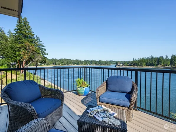 421 E Agate Beach Drive, Shelton, WA 98584