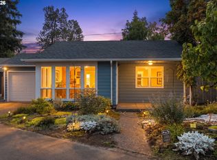404 Eastfield Dr, Oregon City, OR 97045