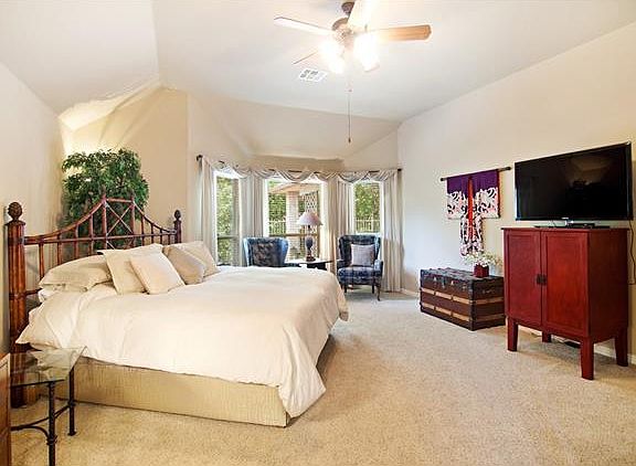 4th image of 3705 Lagoona Dr