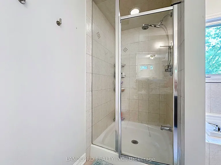 31 Ida Jane Grv — Photo 17