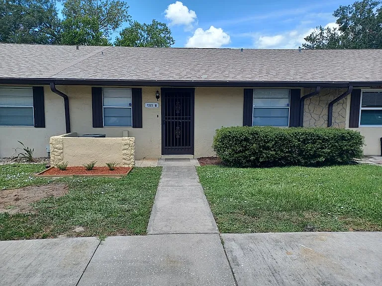 1321 Cheney Hwy #B — Photo 1