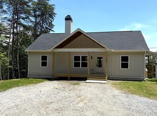 1521 Azure Ln, Ranger, GA 30734