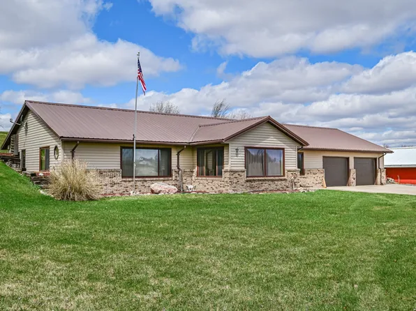 8585 Majestic Rd, Pine City, MN 55063