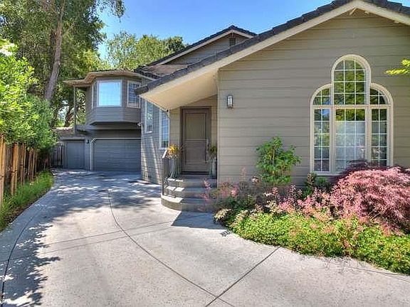4th image of 14458 Oak Pl