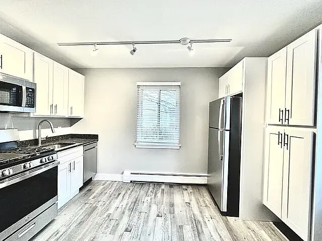 Lynn Apartments — Photo 7