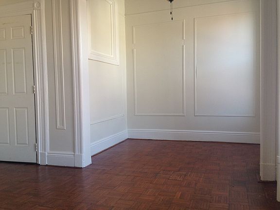 4th image of 648 Park Pl APT 2