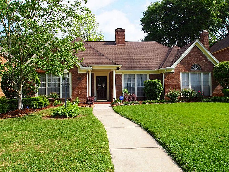1st image of 5906 Ancient Oaks Dr