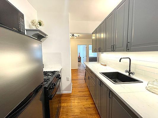1st image of 316 23rd St Floor 2