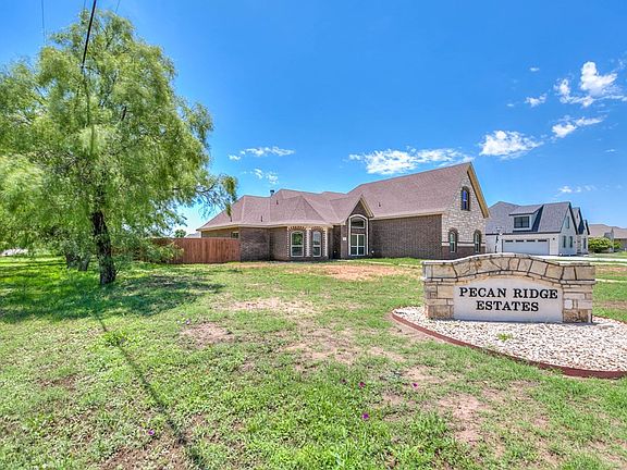 2nd image of 1701 Loganwood Dr