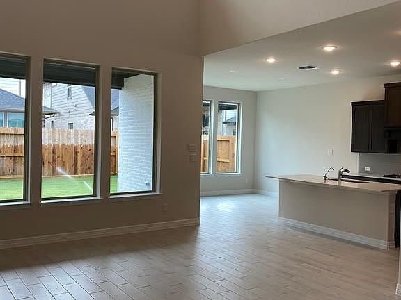 5th image of 6626 Albany Forest Ct