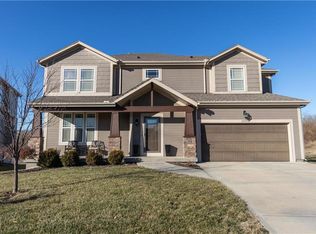22132 W 95th Ter, Lenexa, KS 66220