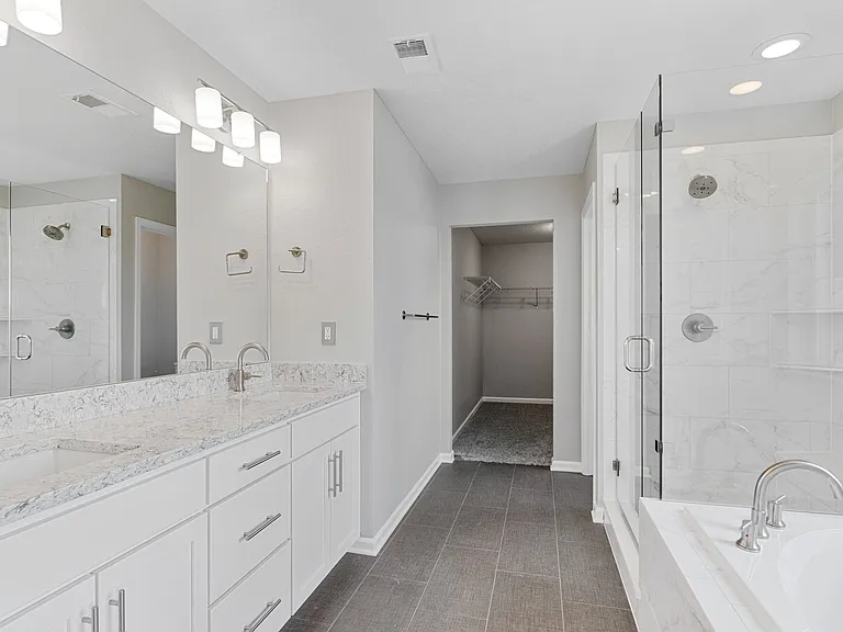 490 W Ridge Cir — Photo 29