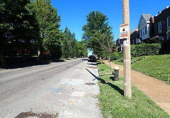 4th image of 2901 Meramec St