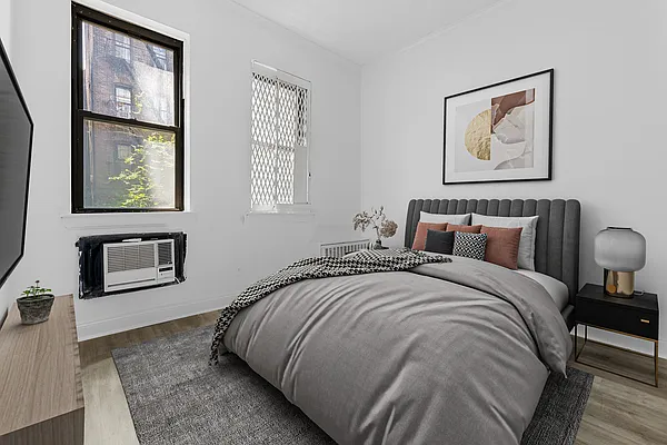 Rented by REAL New York | media 12