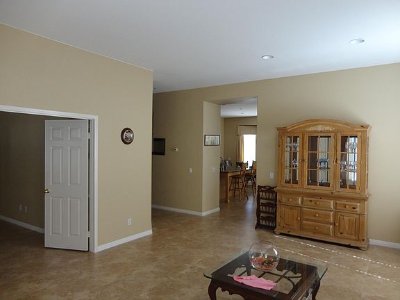 5th image of 39410 Brighton St