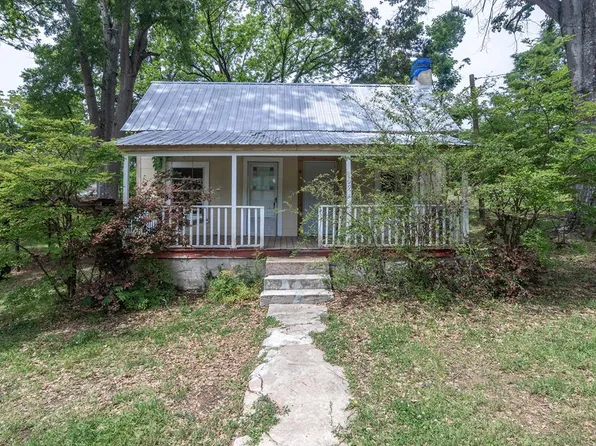 109 Griffin St, Water Valley, MS 38965