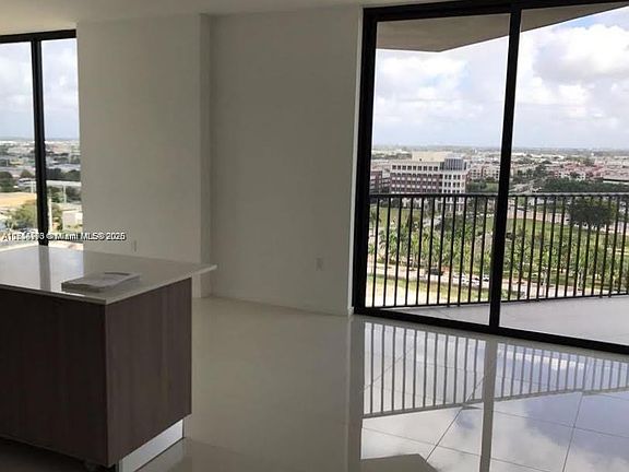 5th image of 5300 Paseo Dr