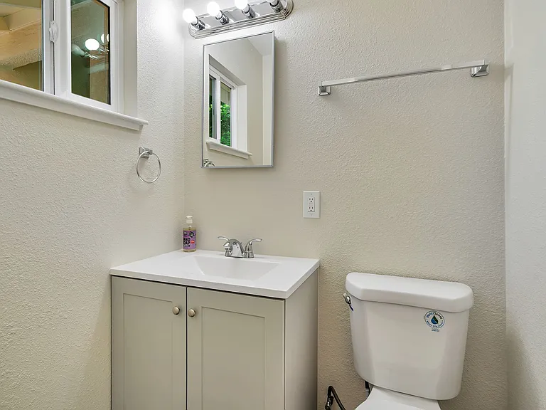 1581 Willowdale Dr — Photo 29