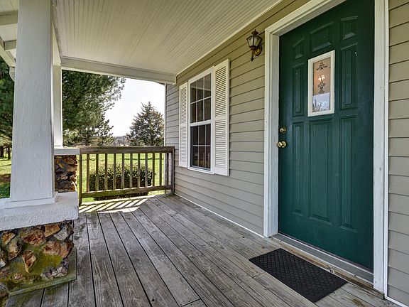 3rd image of 2513 S Farm Road 245