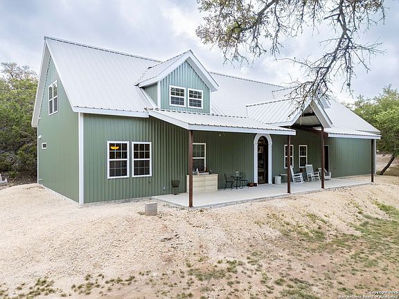 4th image of 792 alamo beach