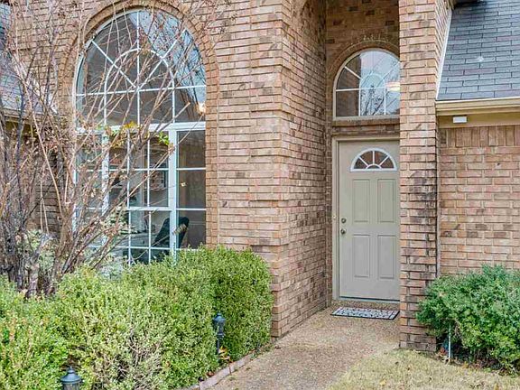 3rd image of 180 Seawood Dr