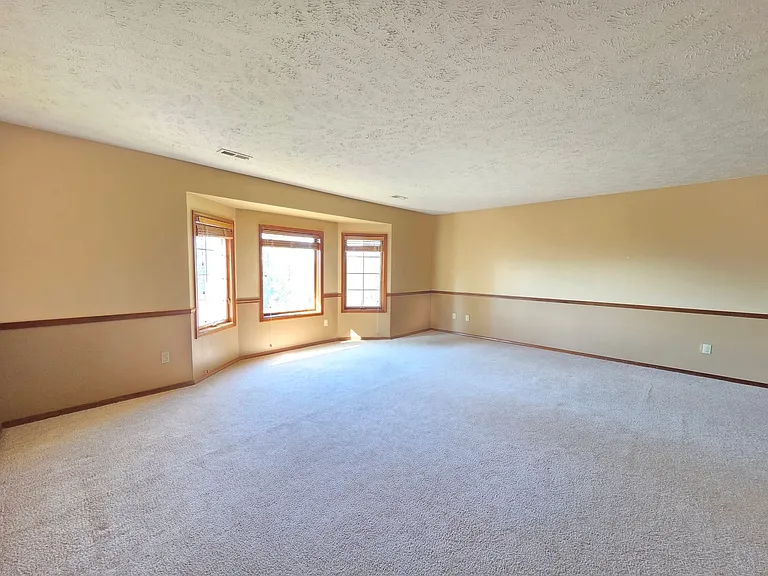 7706 E Woodview Dr — Photo 18
