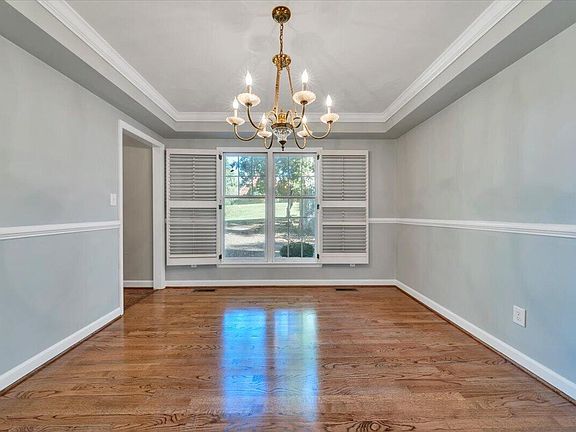 4th image of 5539 Highfields Rd