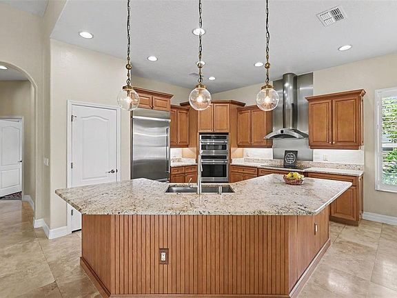 3rd image of 2912 Hampton Place Ct