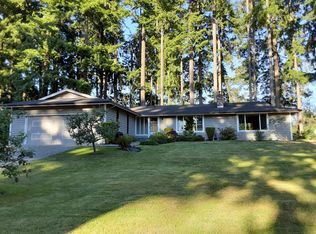 12700 Crown Dr NE, Bainbridge Island, WA 98110