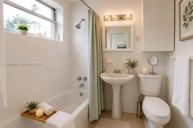 345 Michigan Ave #19 — Photo 2
