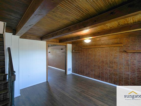 2nd image of 217 W Edgevale Rd