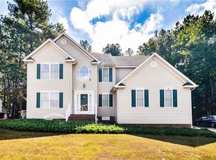 5007 Lippingham Dr, Chester, VA 23831