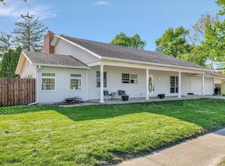 1119 Kenwood Rd, Champaign, IL 61821