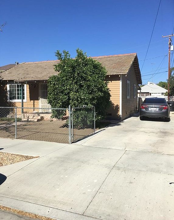 1st image of 228 S Inez St