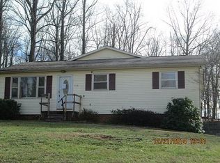 161 Woodland Cir, Jonesborough, TN 37659