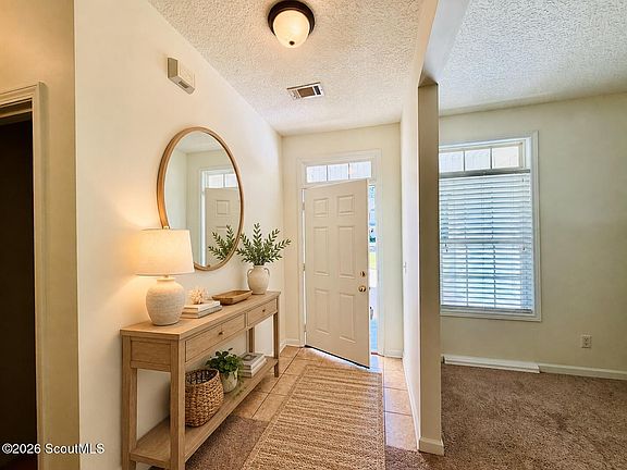 2nd image of 144 Fantail Ct