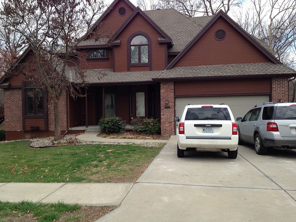 1st image of 1112 White Oak Ln