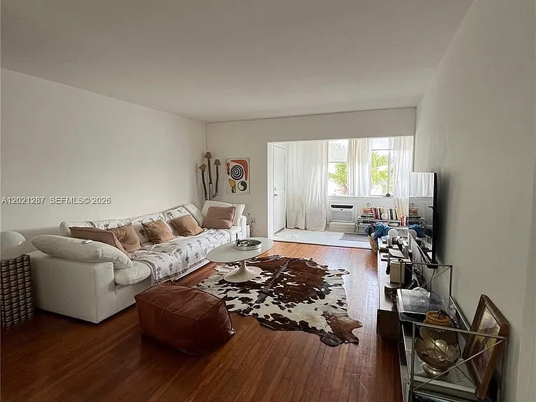 1840 S Treasure Dr #16 — Photo 7