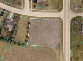 8215 Slater Dr, Rockford, IL 61108