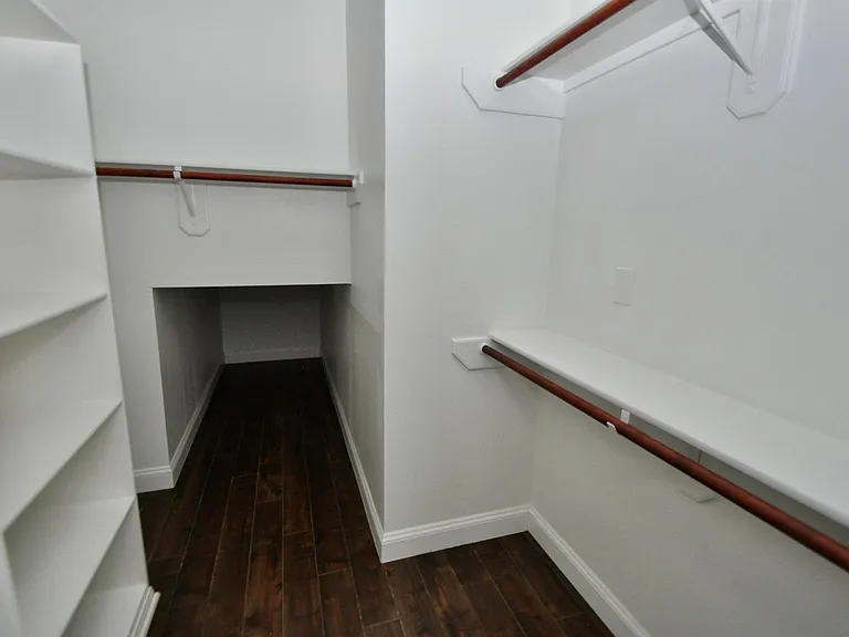 8819 Hedgestone Ct — Photo 17