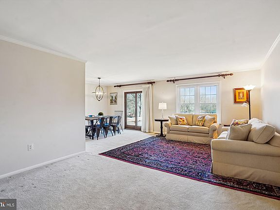 4th image of 10525 Brevity Dr
