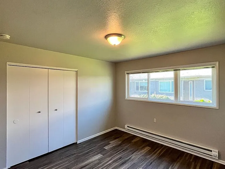 The Rivercrest Apartments by Star Metro — Photo 32