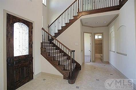 2nd image of 2323 Kittyhawk Dr