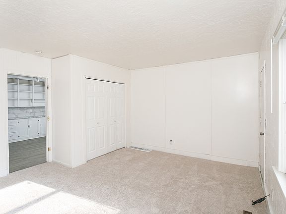 5th image of 486 15th St