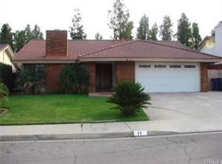 11 Cottontail Dr, Pomona, CA 91766