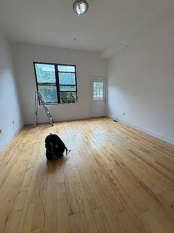 906A Lafayette Avenue — Photo 4