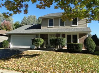 2214 Gleneagles Dr, Naperville, IL