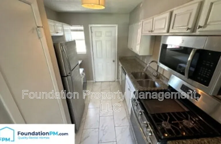 267 Greenlaw Ave #11 — Photo 5