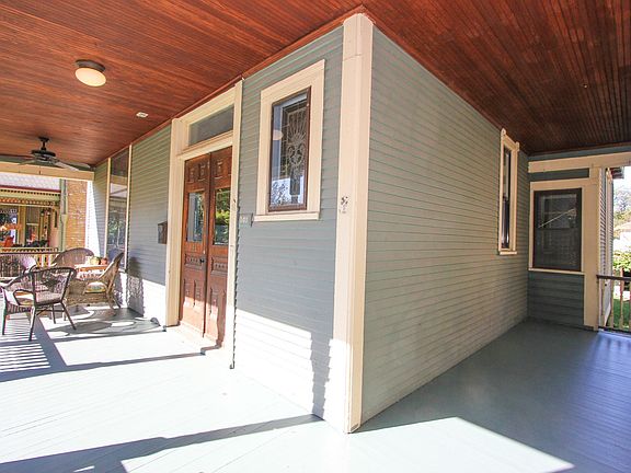 4th image of 141 S Harvey Ave